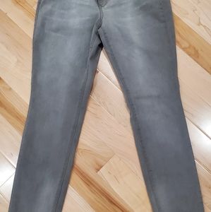 DKNY Ultra Skinny